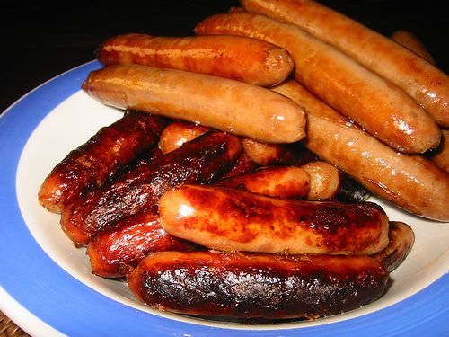 A dish of sausages