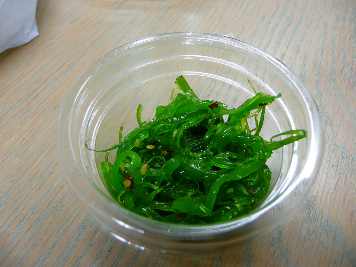 Seaweed side dish