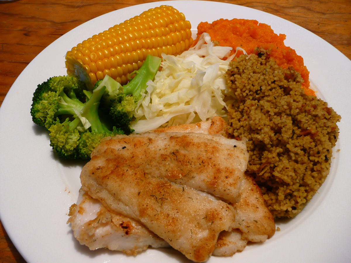 Panfried fish, vegetables and Moroccan-flavoured cous cous