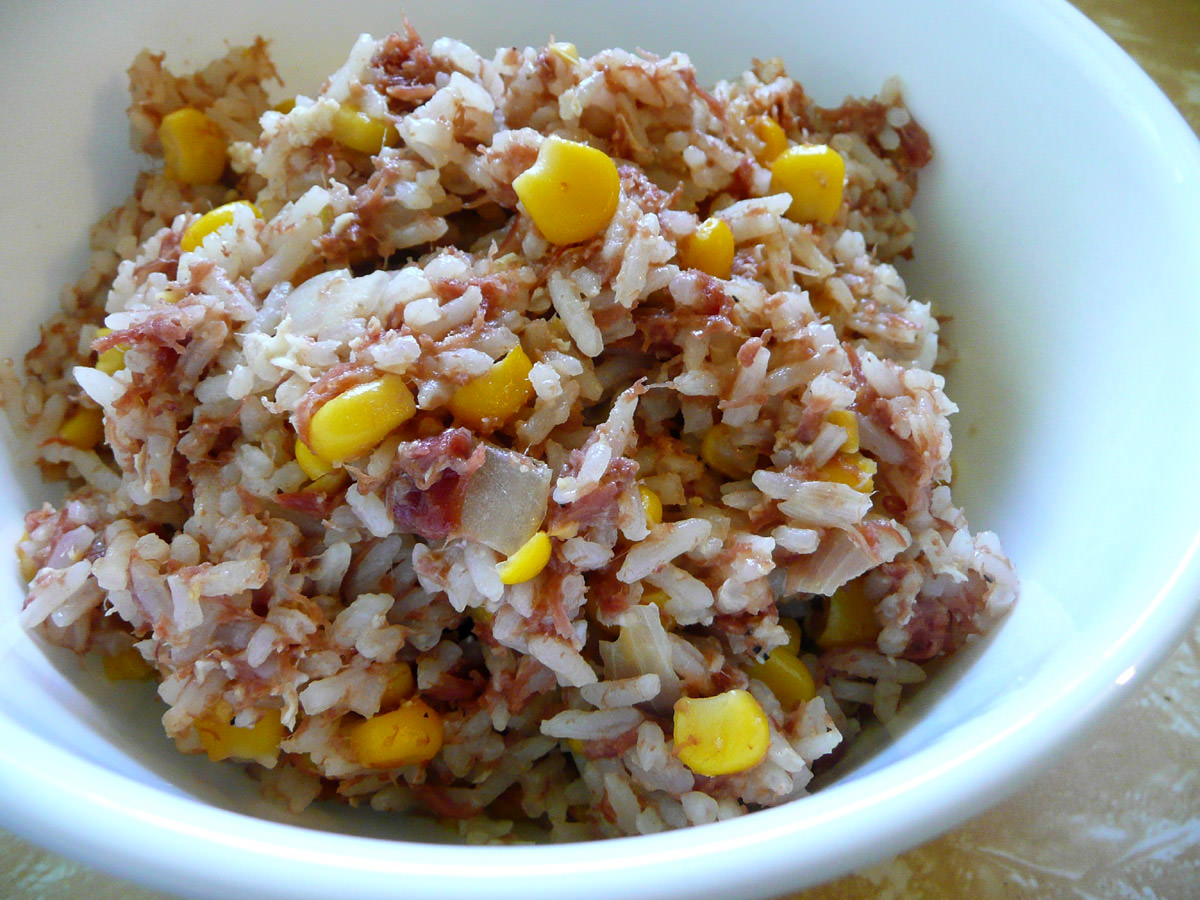 Corned beef, egg, corn and rice