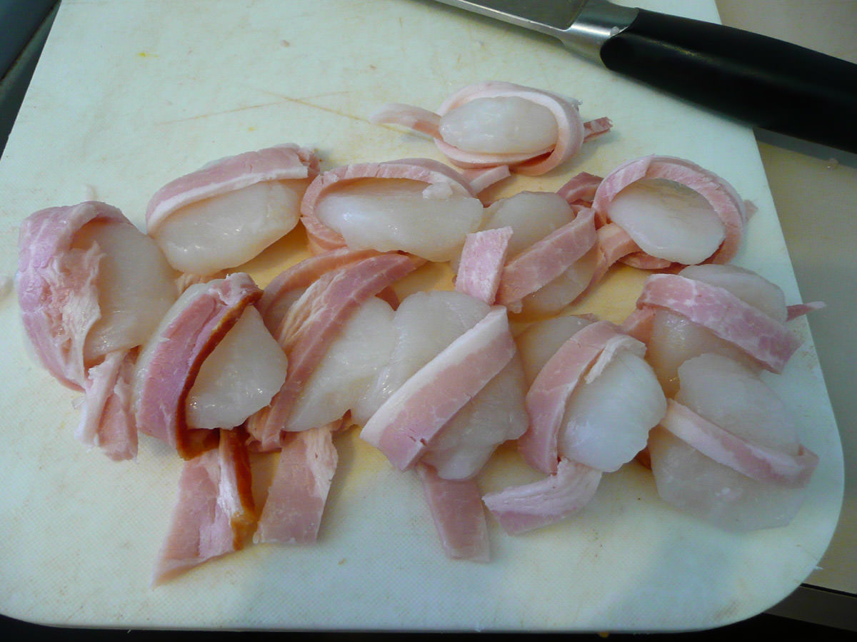 Scallops wrapped in bacon ready for the barbie