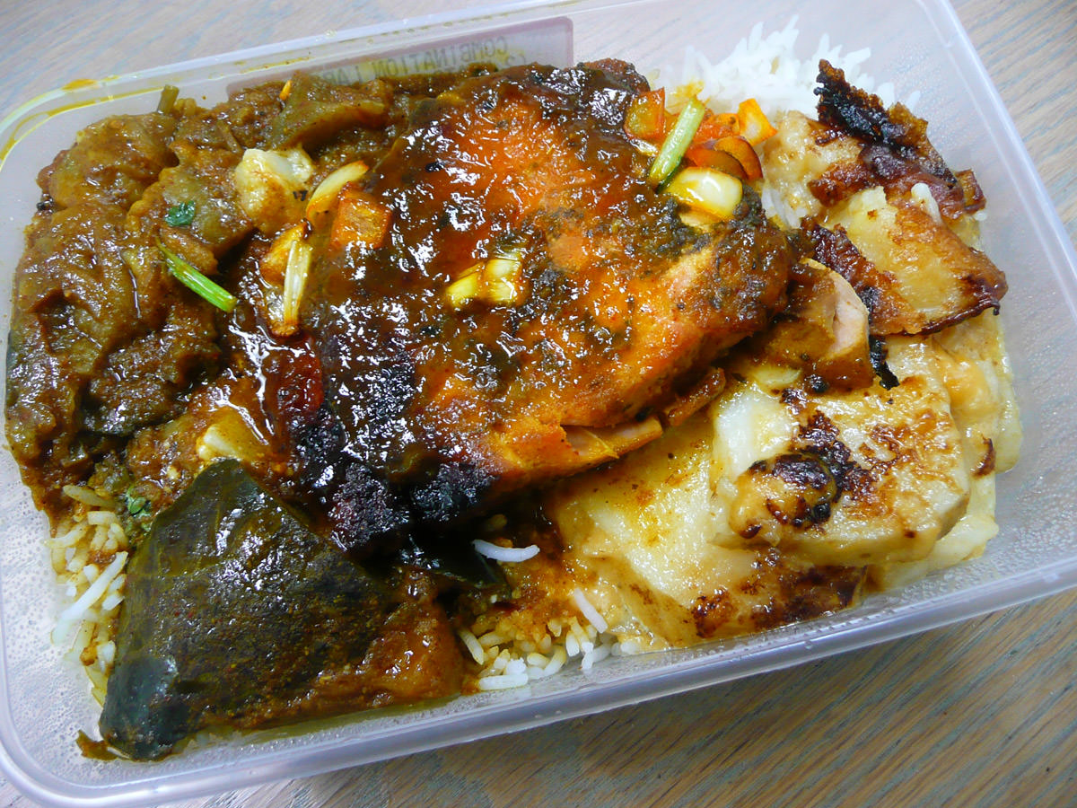 Salmon with mango glaze, eggplant curry and cream potatoes and rice