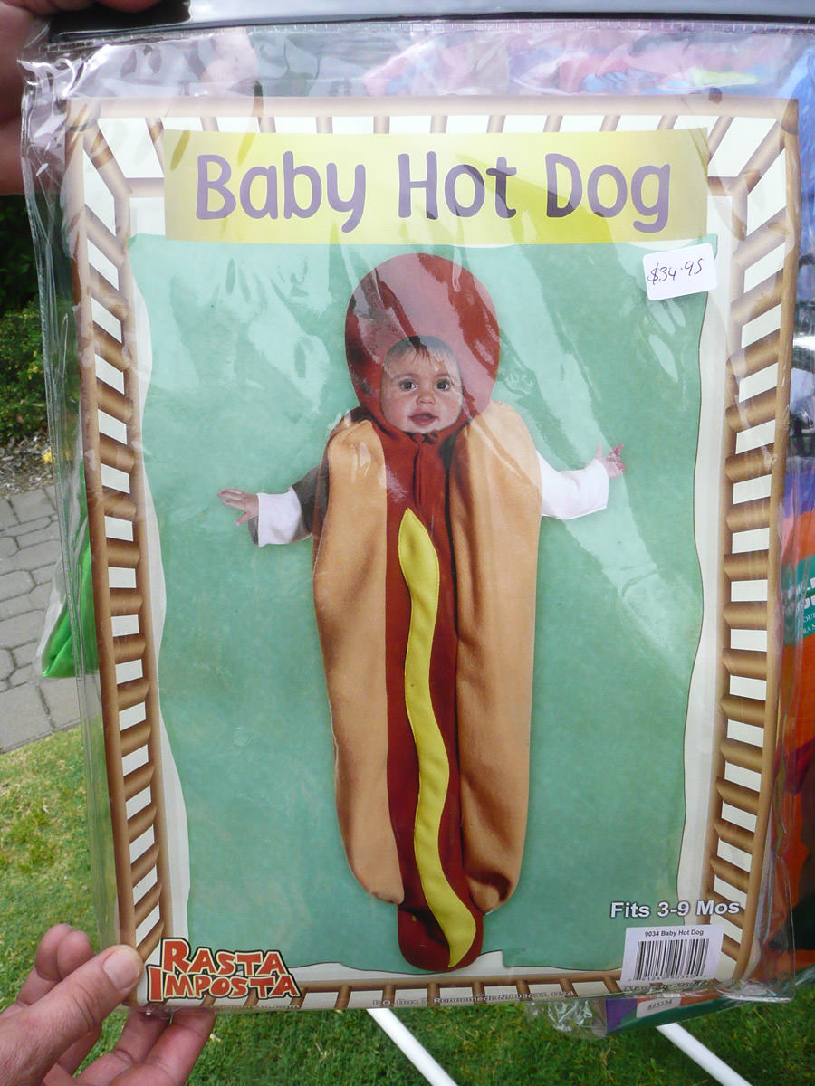 Costume fail - the baby hot dog
