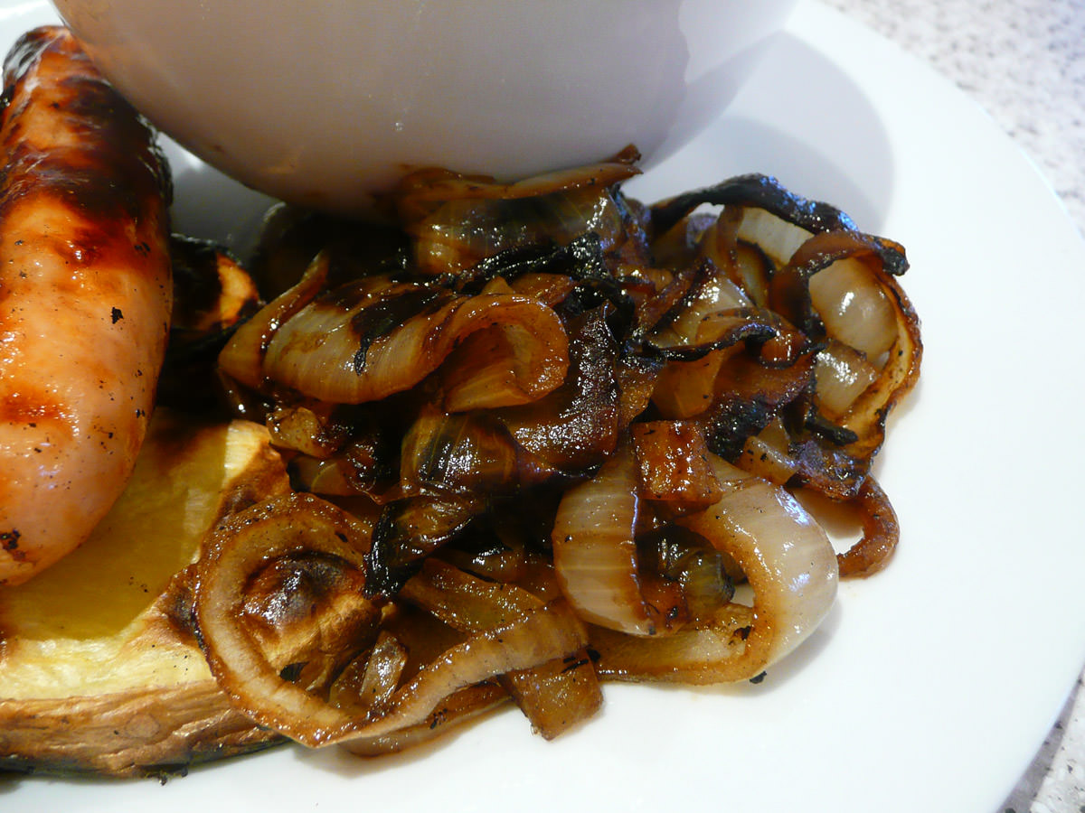 Barbecued onions