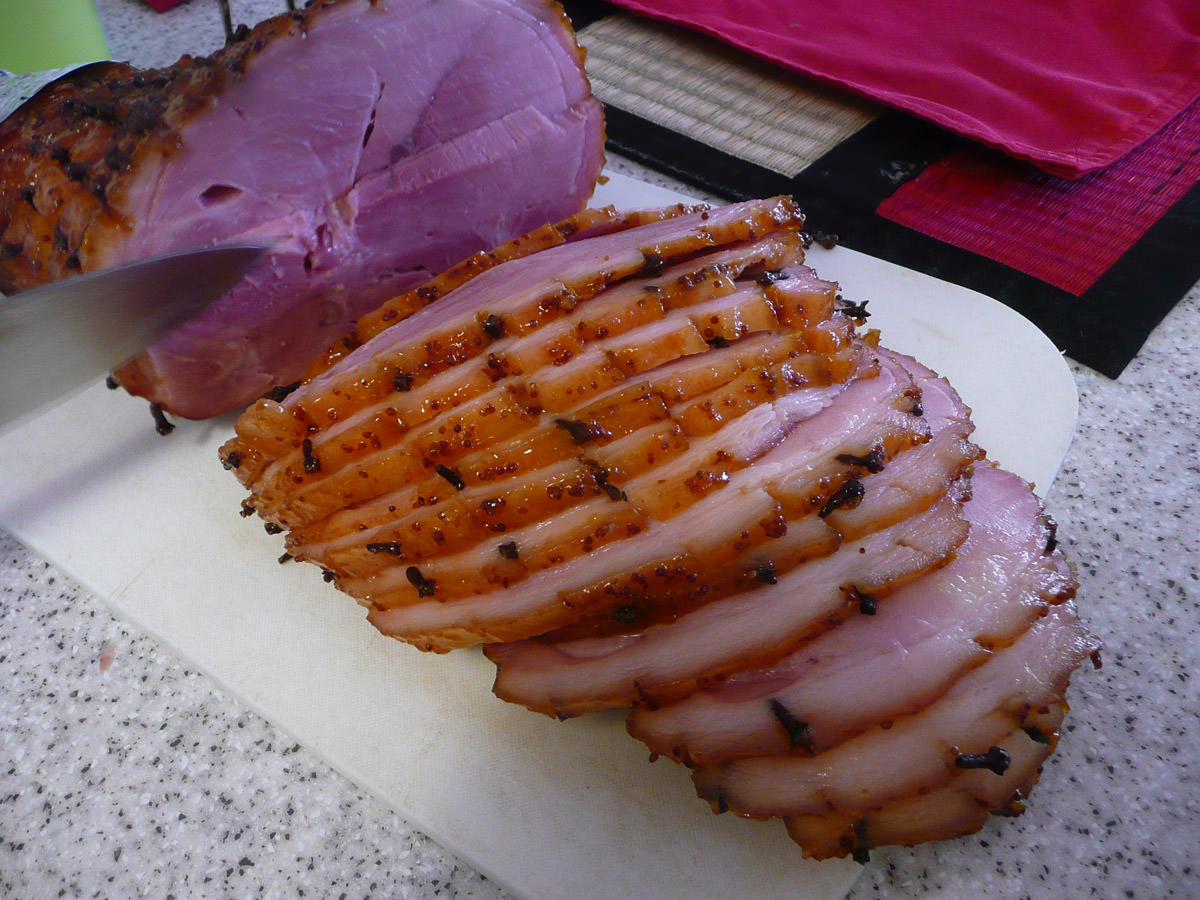 Slicing up the ham