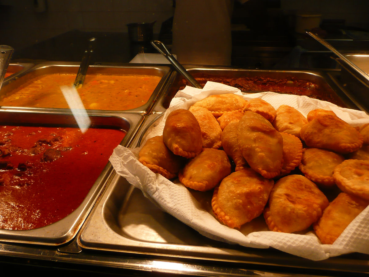 Curries and curry puffs