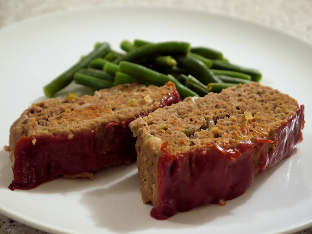 Meatloaf and green beans