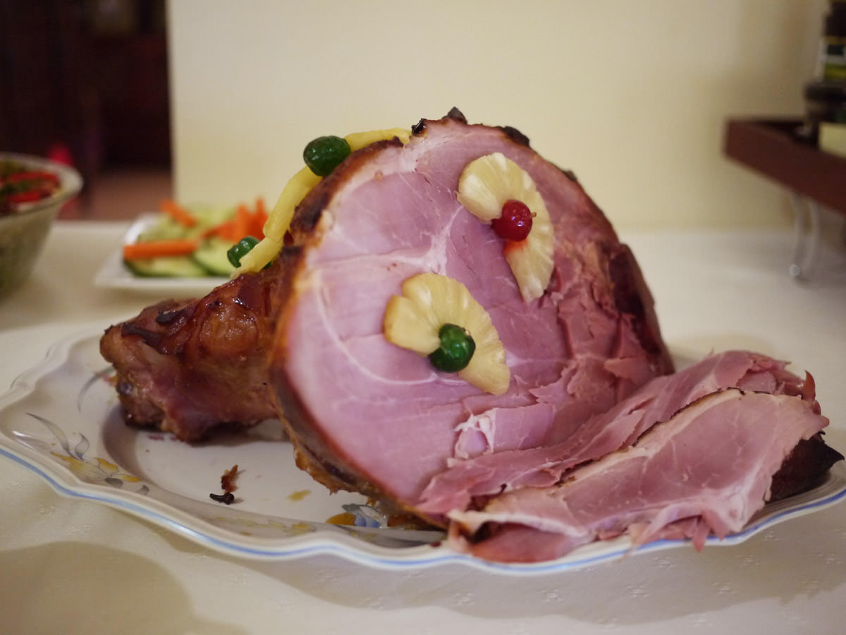 Retro-style ham with pineapple and glace cherries
