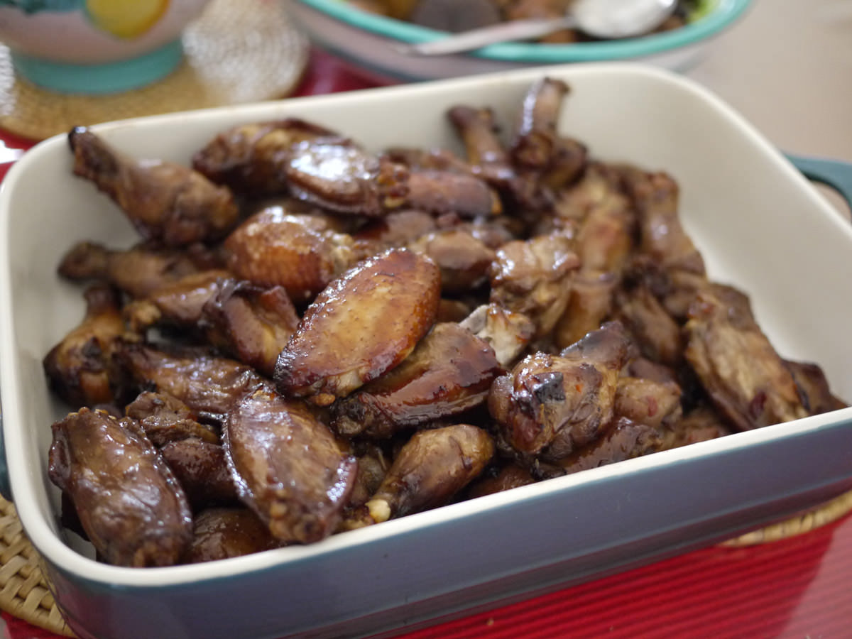 Marinated chicken wings