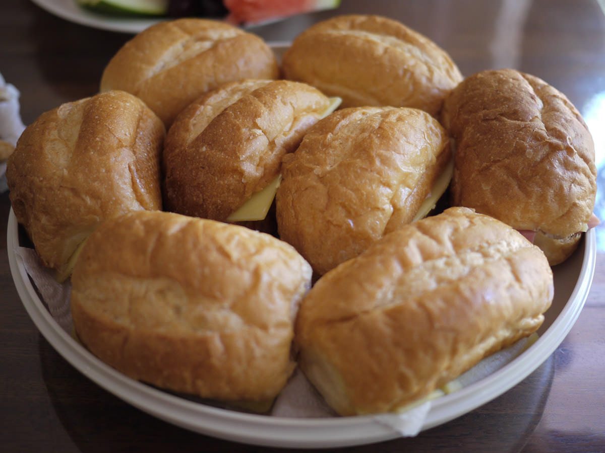 Butter and cheese bread rolls