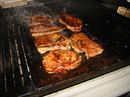 Barbecuing steaks