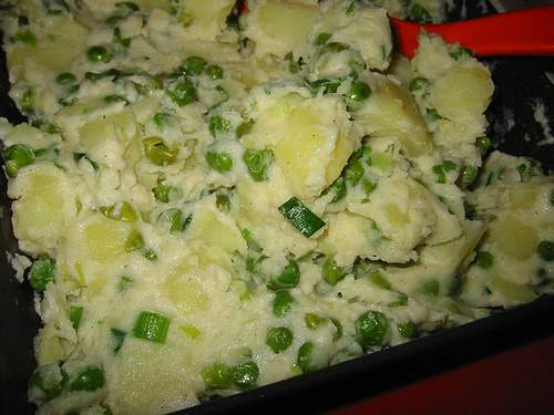 Potato and pea salad