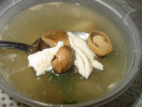 Filet chicken and mushroom soup