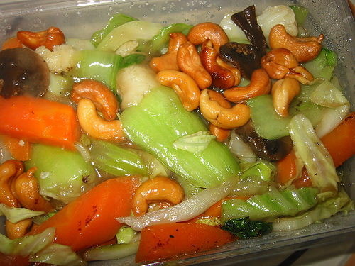 Vegetables with cashews