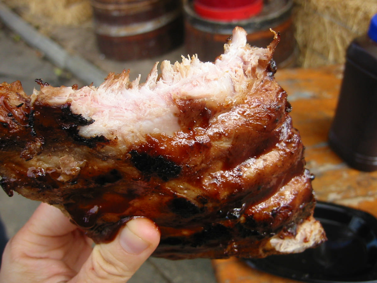 Pork ribs, chomped