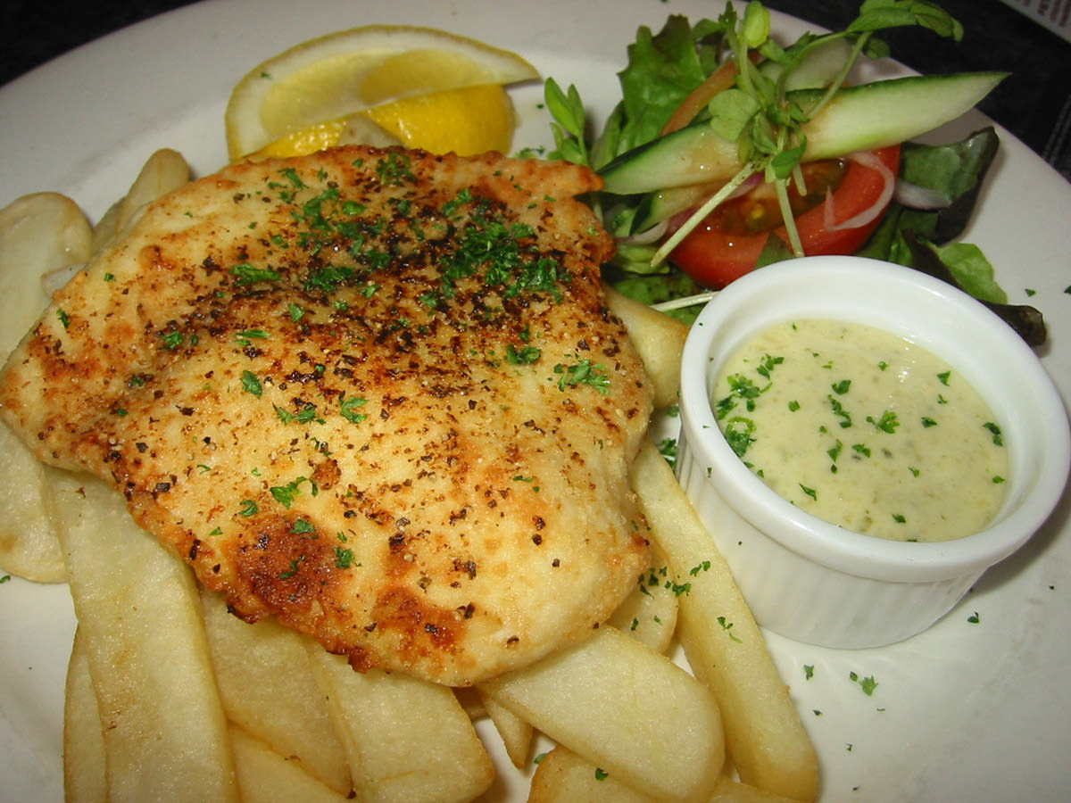 Snapper, chips and salad