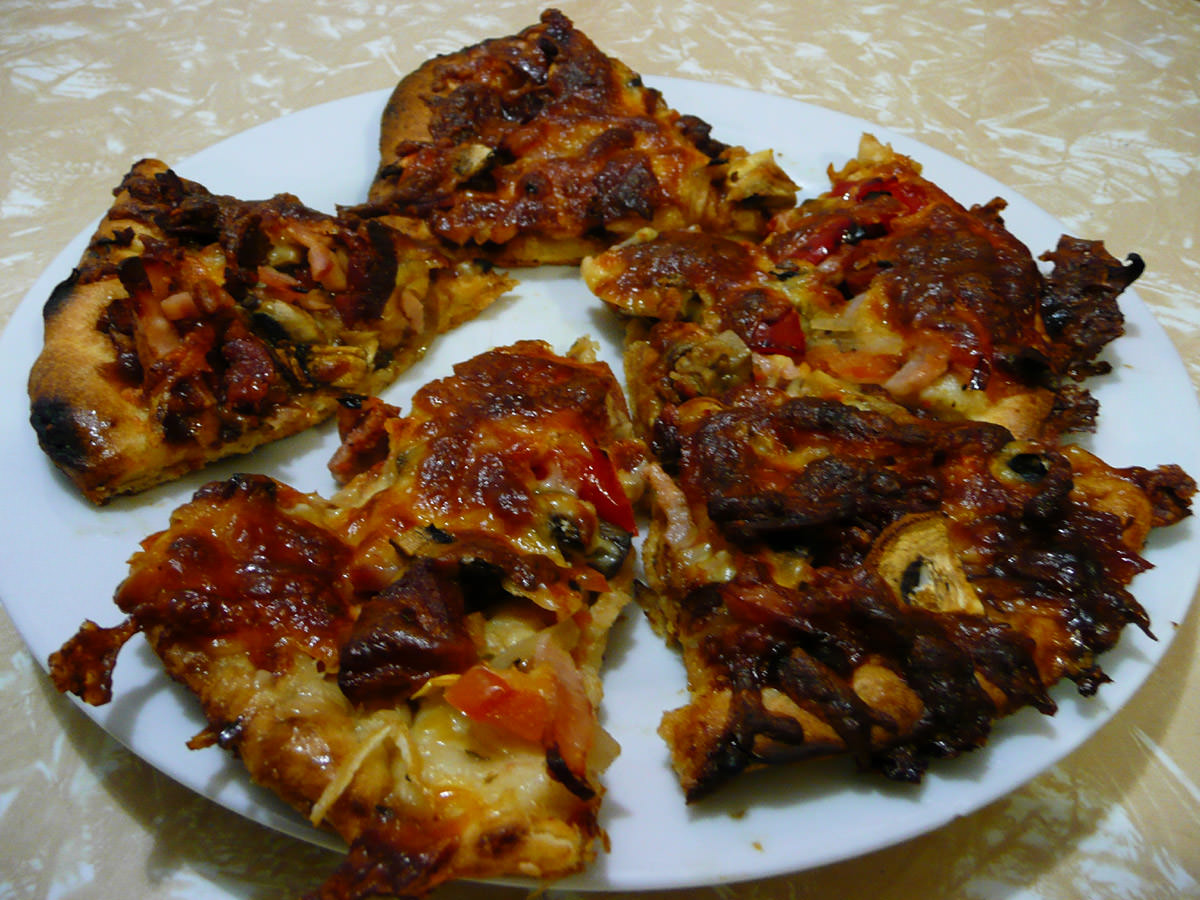 Plate of pizza