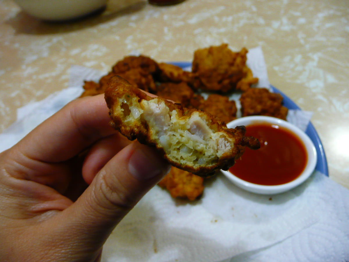 Chicken and noodle fritter innards