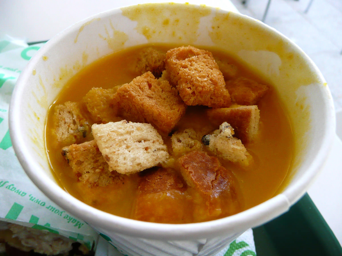 Pumpkin soup and croutons