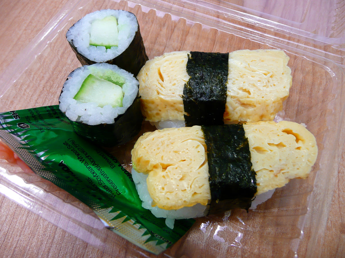 Tamago (omelette) and cucumber sushi