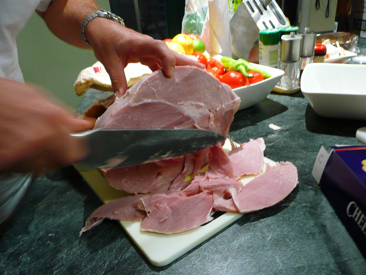 Carving the ham