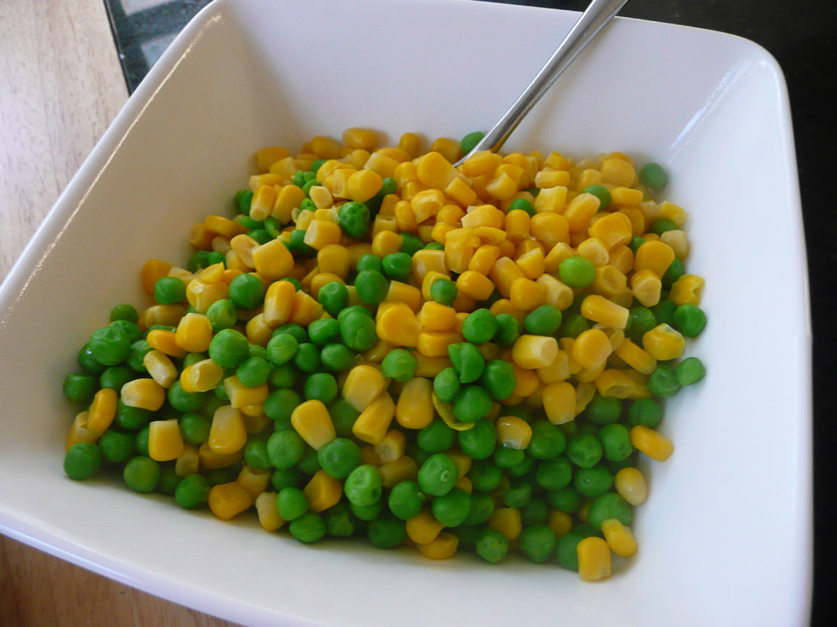 Green peas and corn