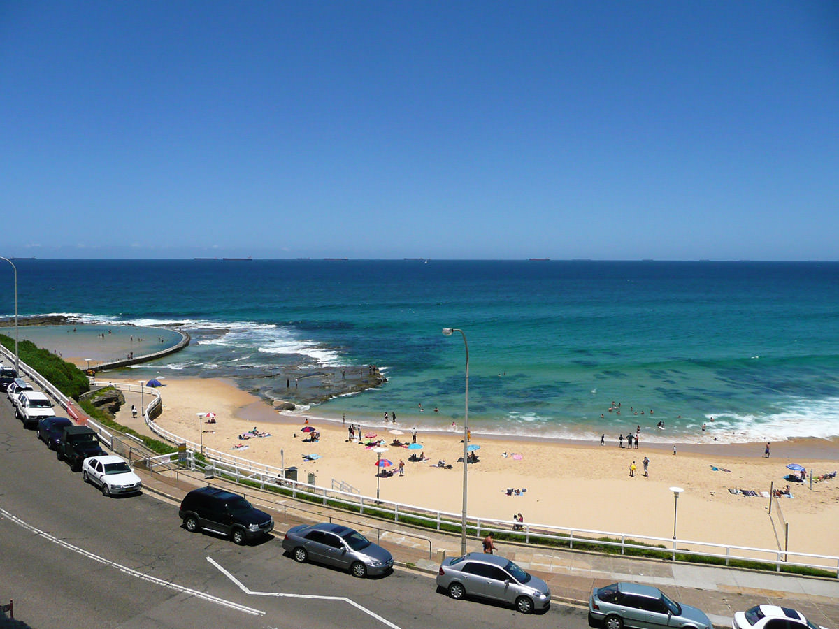 View of Newcastle Beach and the Canoe Pool