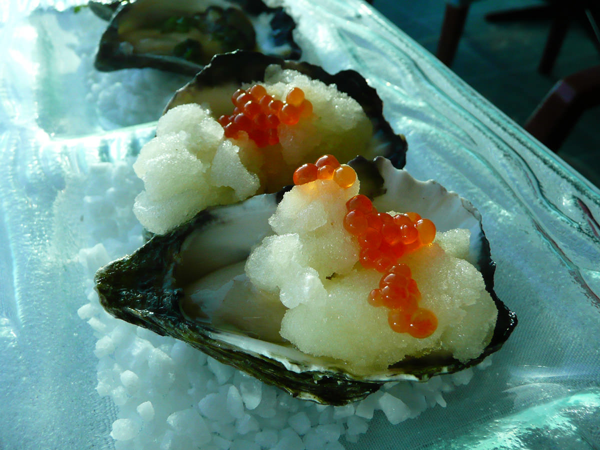 Oysters with champagne sorbet and salmon caviar