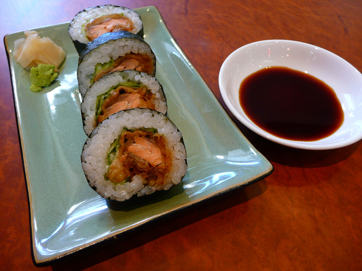 Teriyaki salmon sushi
