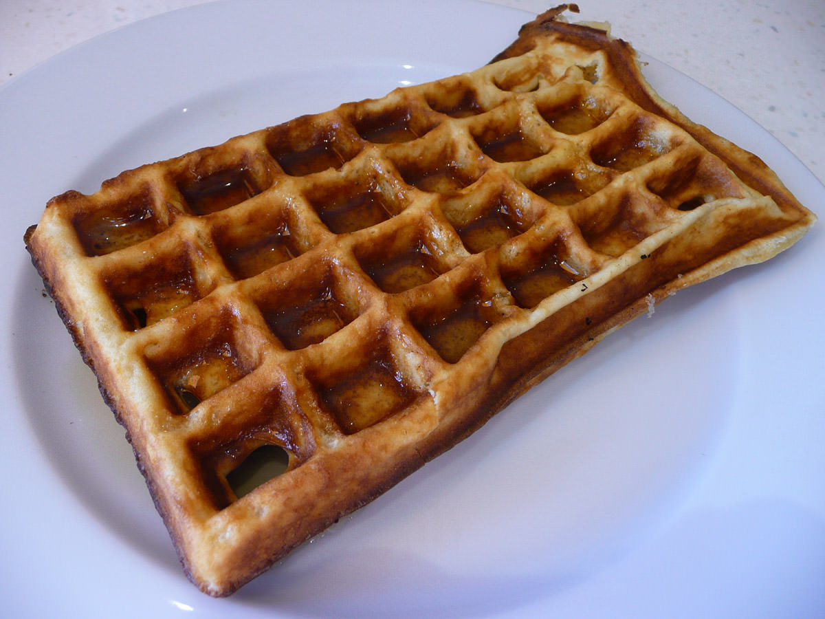 Waffle with maple syrup