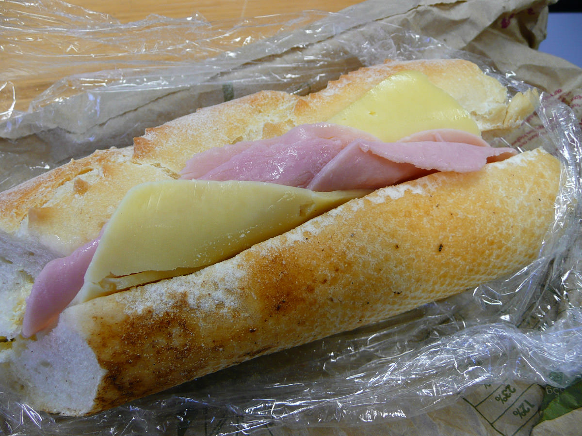 Ham and swiss cheese roll