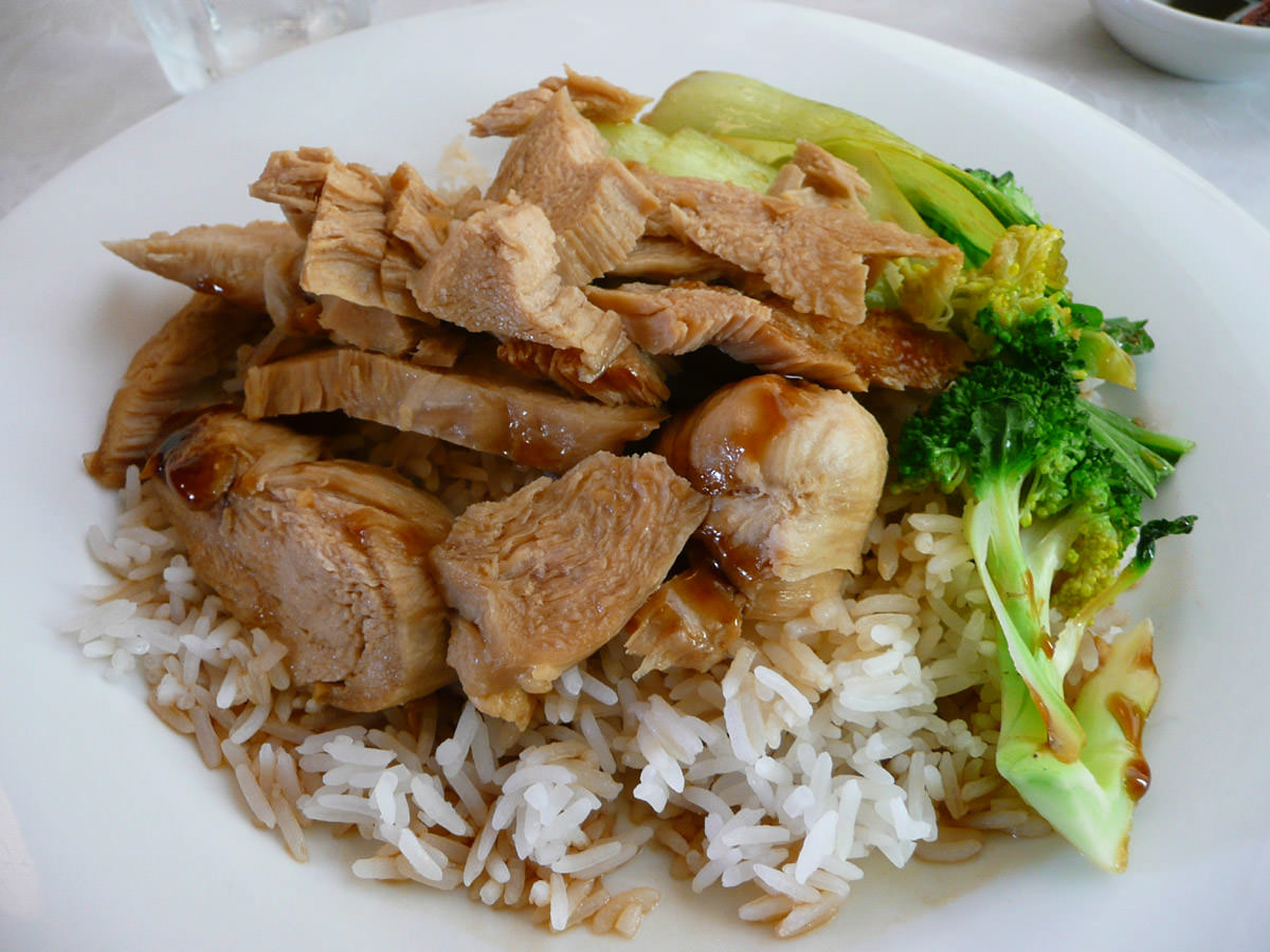 Soy sauced chicken rice