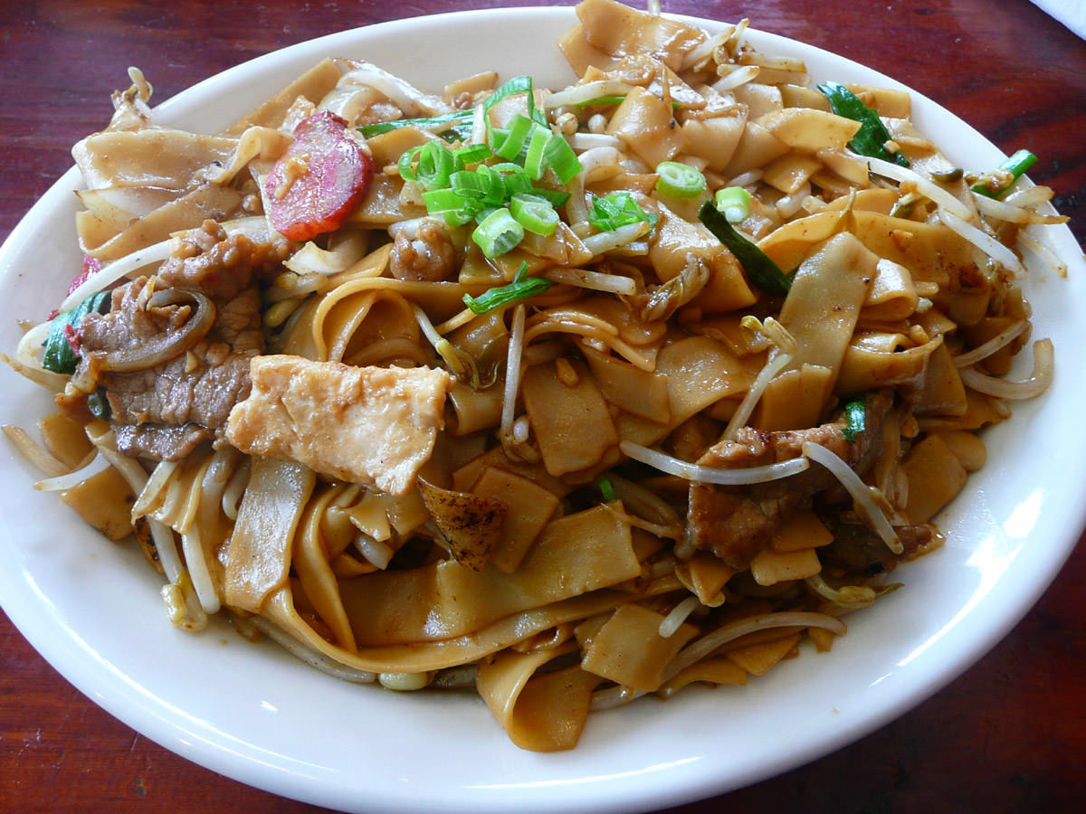 Fried kway teow