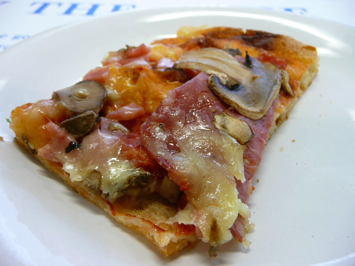 Slice of The Lot (salami, mushroom and ham)