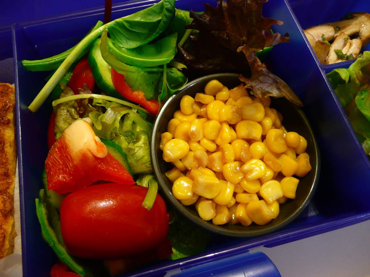 Salad and butter corn