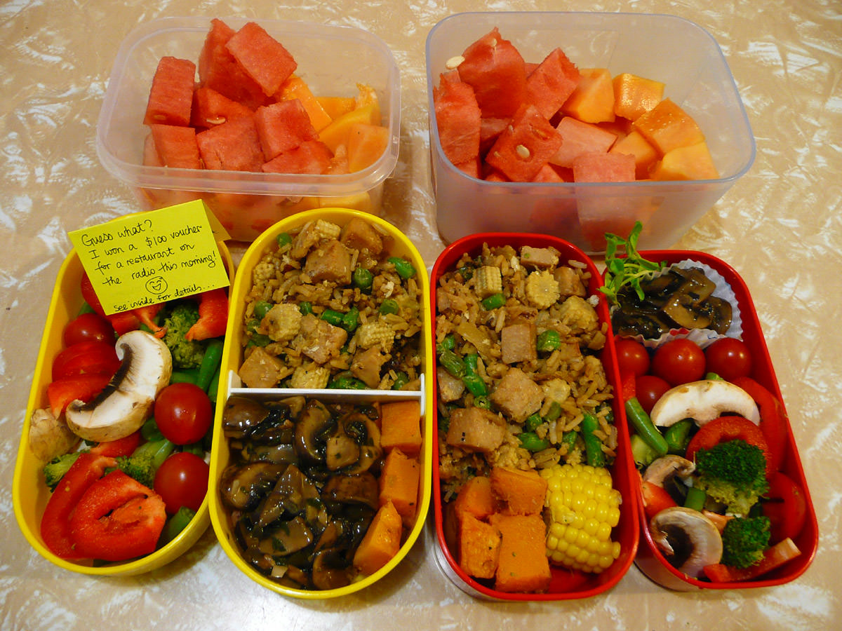 Hers and hers bento lunches