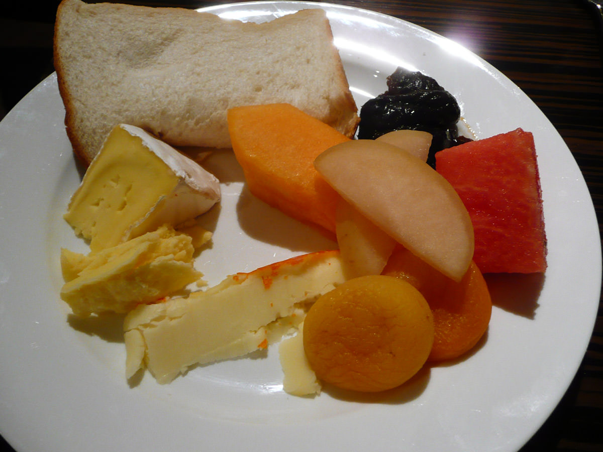 Jac's cheese and fruit plate