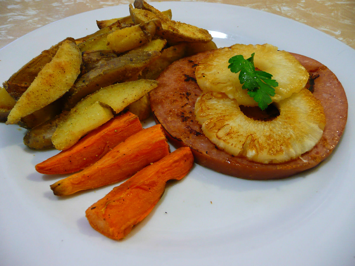 Ham steak, pineapple and oven wedges (potato and sweet potato)