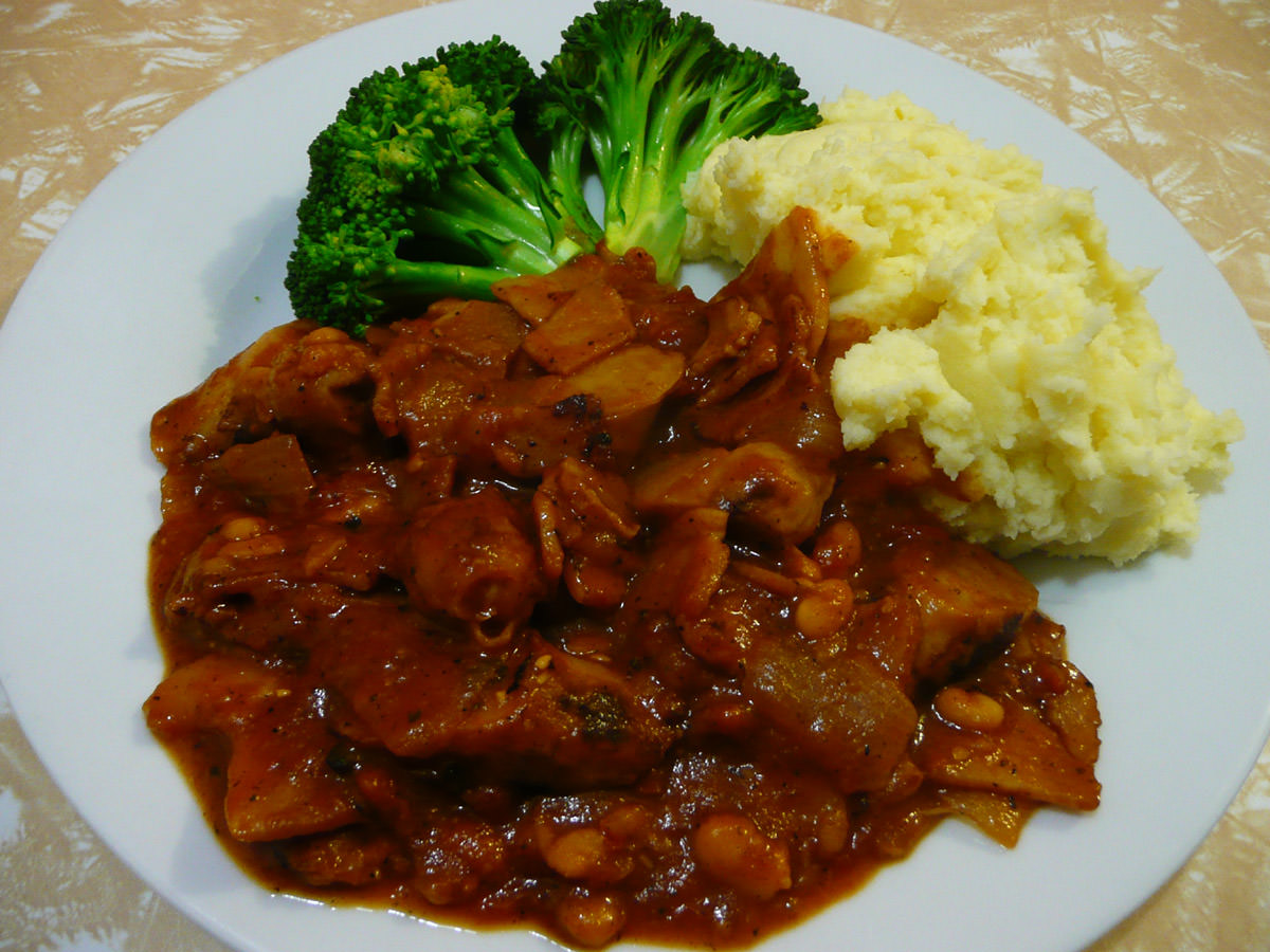 Sausage, bean and bacon casserole, mashed potatoes and steamed broccoli