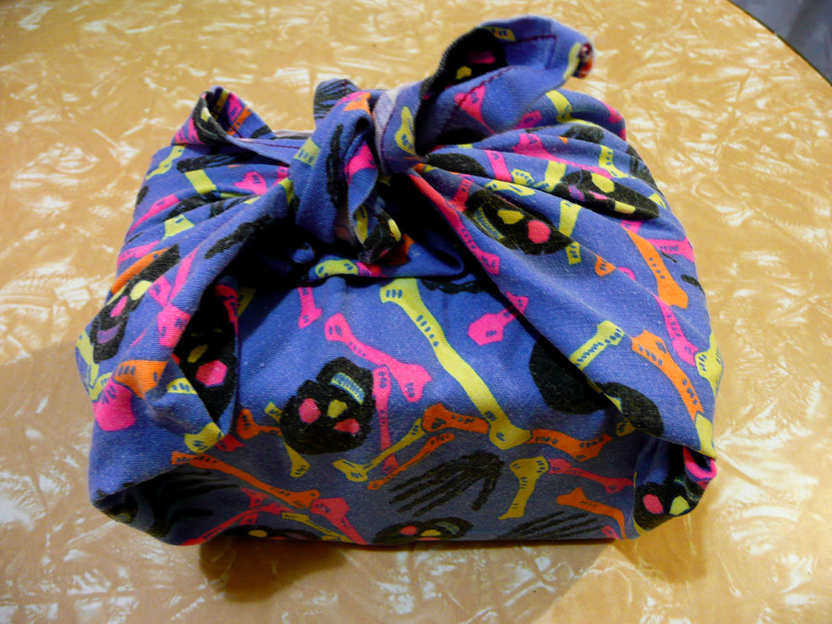 Wrapped bento box