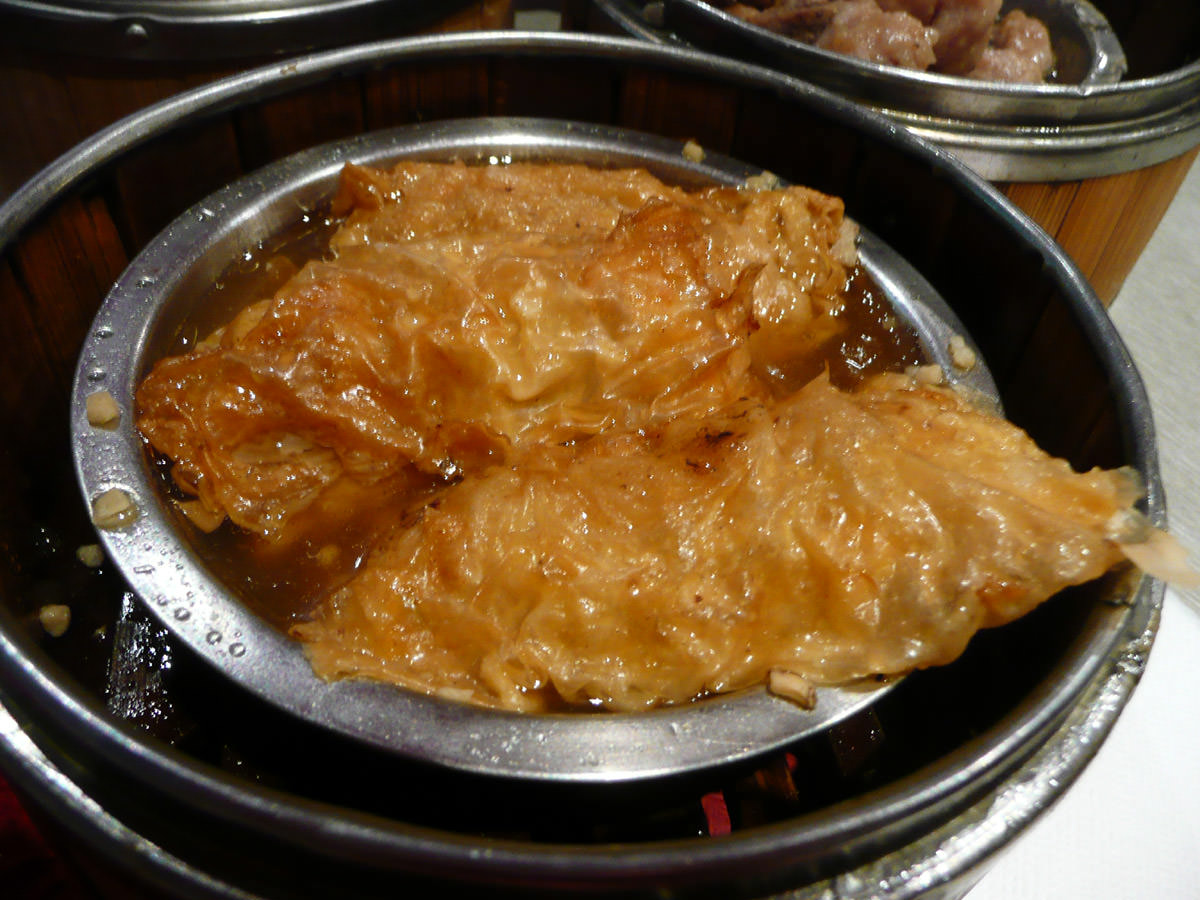 Beancurd skin dumplings with pork
