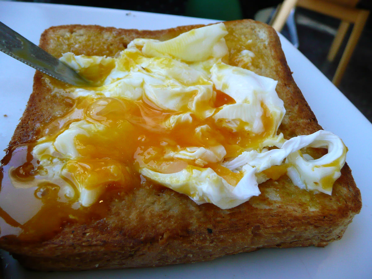 Soft poached egg on toast