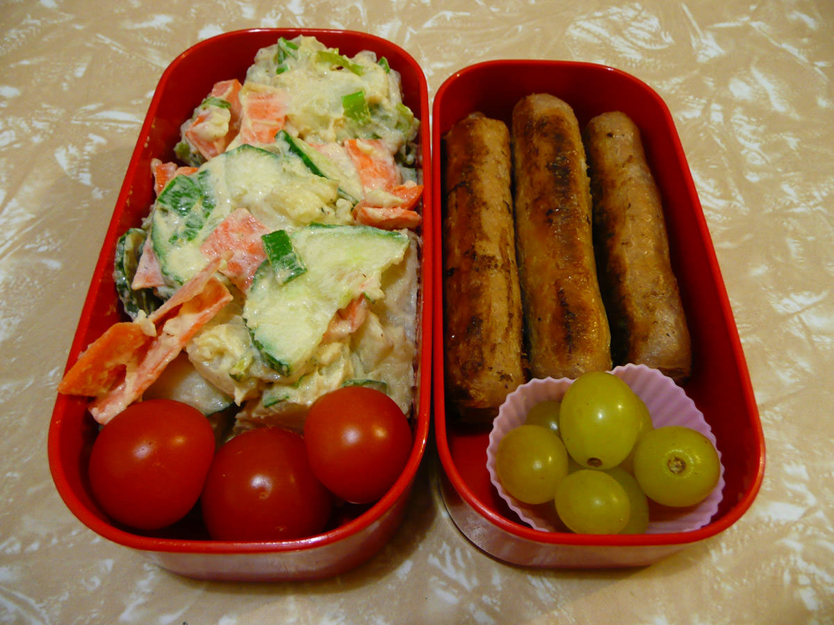 Wednesday bento - sausages and potato salad