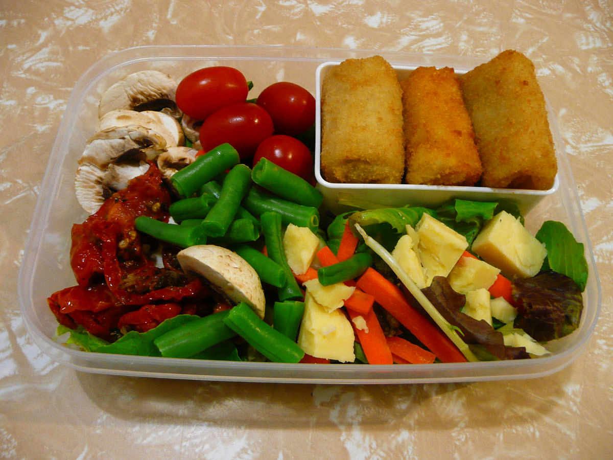Bento: mini savoury rolls and salad