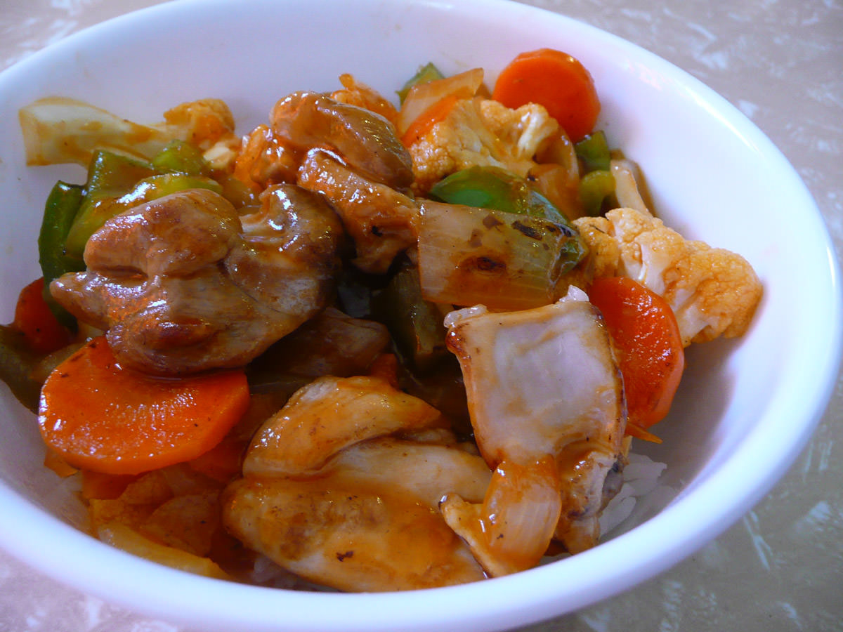 Sweet and sour chicken and vegetables