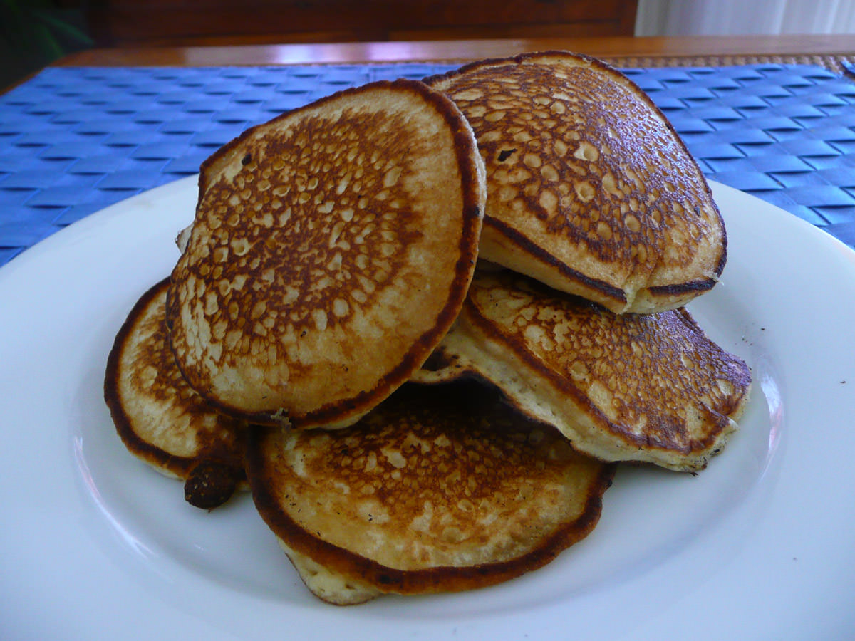 A pile of pikelets