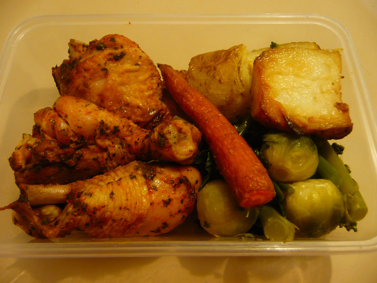 Jac's  bento lunch - chicken and vegetables leftovers