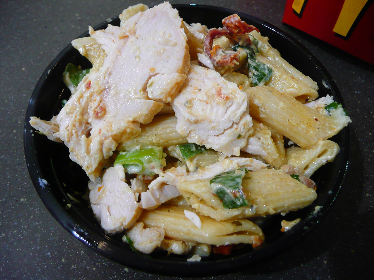 Chicken penne salad from Sumo Salad