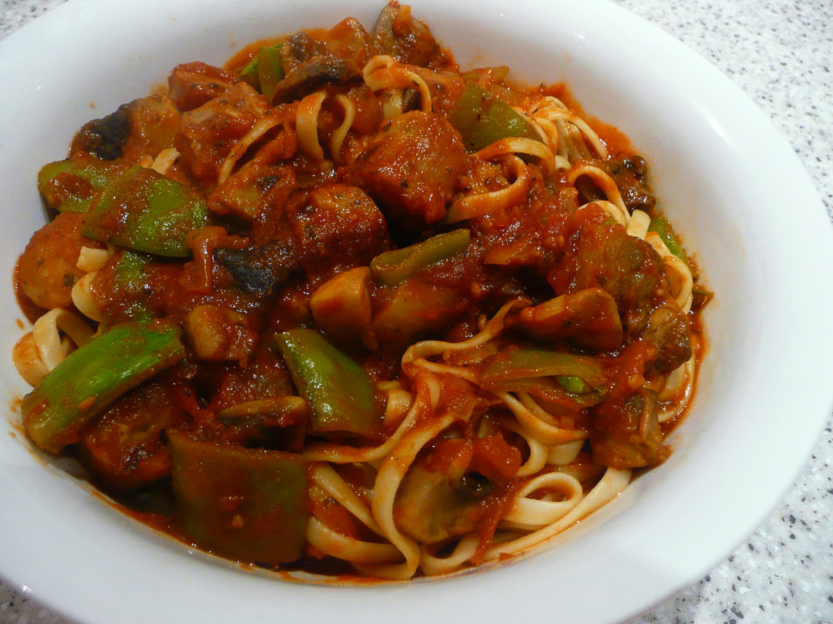 Linguine with Italian sausage and vegetables - stirred through