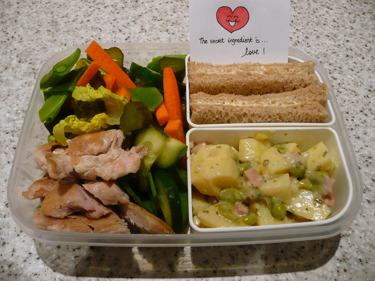 Jac's bento with note